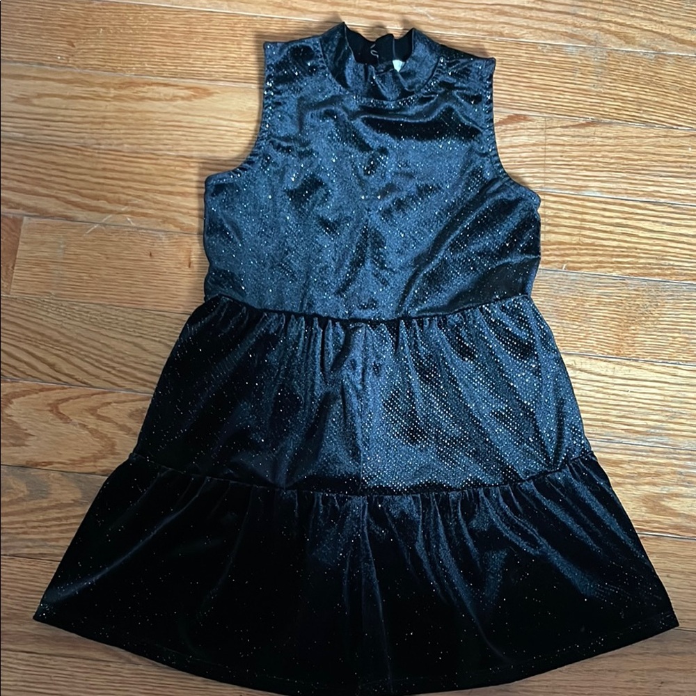 Eyeshadow Glittery Black Velvet Dress